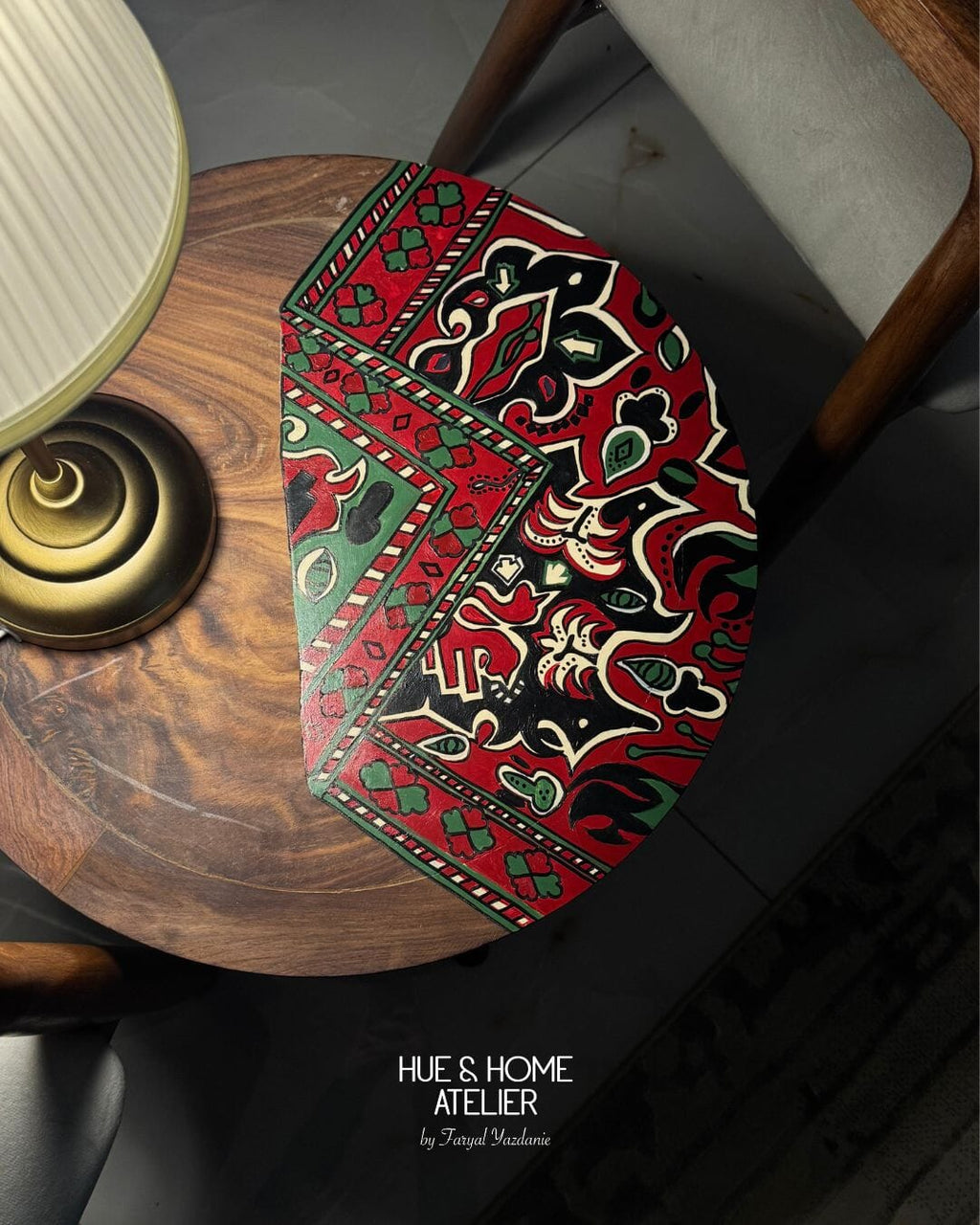 Laal Rekha - Hand-painted Accent Table Table Hue&Home Atelier 